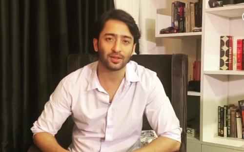 Shaheer Sheikh Shaheer Sheikh pernah dekat dengan Ayu Ting Ting.