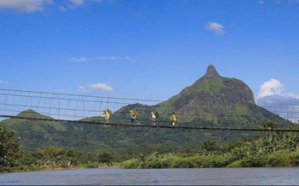 Bukit jempol Bukit Jempol menjadi destinasi wisata yang khas di Kabupaten Lahat, Sumsel. (Foto: Ilustrasi/Ist)