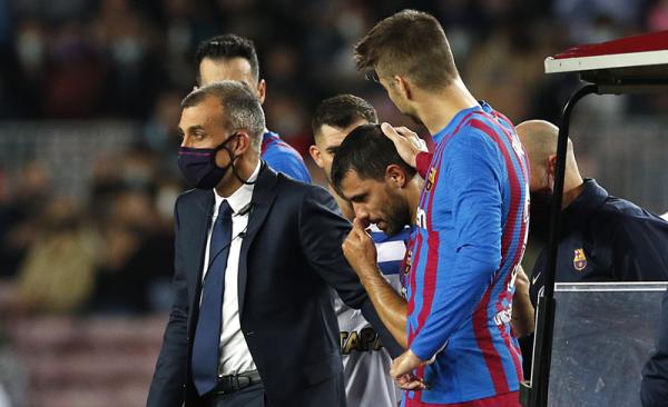 Barcelona hanya mampu bermain imbang 1-1 melawan Deportivo Alaves pada jornada ke-12 Liga Spanyol di Camp Nou, Minggu (31/10/2021) dini hari WIB. (Foto: REUTERS/Albert Gea)