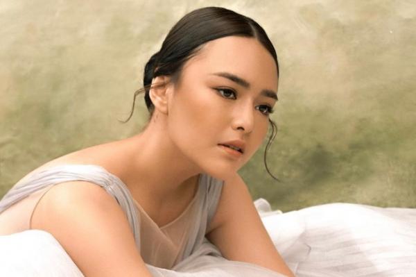 Artis Indonesia Non Muslim yang Bisa Membaca Al-Qur'an. (Foto: Instagram)