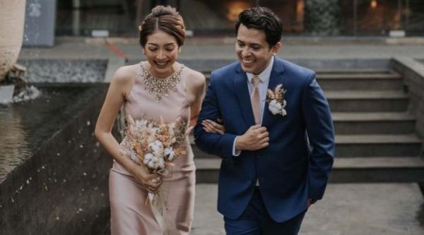 Artis cantik menikah dengan pembalap. (foto: Instagram)