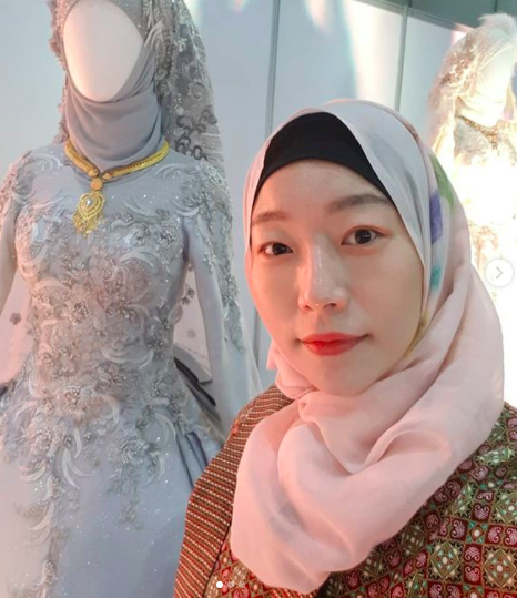 Screen Shot 2021 11 07 At 14 50 50 Artis Korea beragama Islam. (Foto: Instagram)