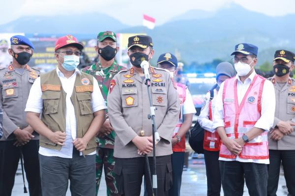 Kapolda NTB Kapolda NTB Irejn Pol M Iqbal menggelar konferensi pers usai gelaran simulasi pengamanan ajang WSBK di Sirkuit Mandalika Lombok NTB. (Foto: ist)