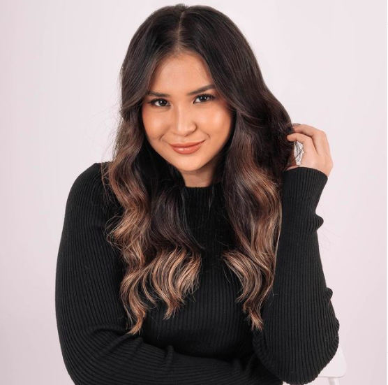Screen Shot 2021 11 11 At 15 27 38 Artis yang memiliki tubuh berisi dan tetap terlihat cantik. (Foto: Instagram)