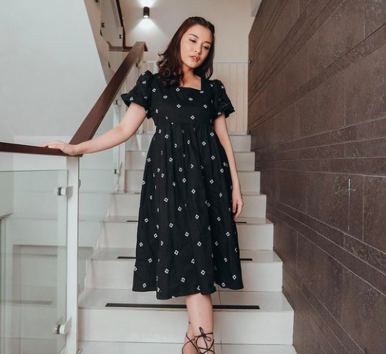 Screen Shot 2021 11 12 At 08 18 21 Artis cantik jago bela diri. (foto: Instagram)