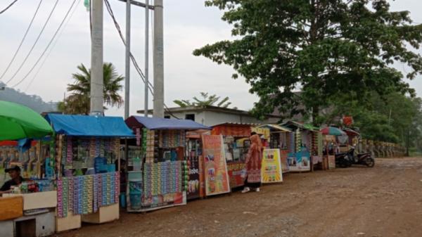 Tempat jajanan di Pagelaran Pringsewu Lampung,-4 Tempat jajanan di Pagelaran Pringsewu Lampung, Bendungan Way Sekampuh (Nanda Permata Sari)