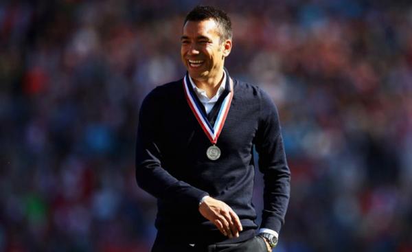 Legenda Belanda berdarah Indonesia kandidat kuat pelatih Rangers yang baru. Dia akan menjadi suksesor Steven Gerrard yang pindah ke Aston Villa. (Foto: Daily Record)