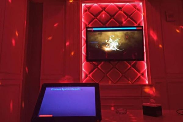 Princess Syahrini Karaoke Princess Syahrini Family KTV berada di Jogja City Mall Lantai 2 JalanMagelang (Foto :@princesssyahrinifktv_jogja)