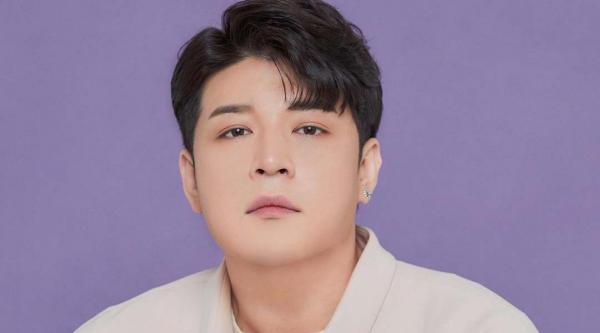 15 Artis Korea Operasi Plastik Artis Korea ngaku operasi plastik sejak masih remaja. (Foto: Instagram)