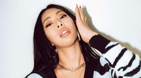 15 Artis Korea Operasi Plastik4 Artis Korea ngaku operasi plastik sejak masih remaja. (Foto: Instagram)