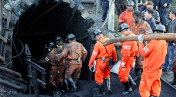 17 Daftar Pekerjaan Paling Berbahaya Daftar Pekerjaan Paling Berbahaya di Indonesia. (foto: Istimewa)