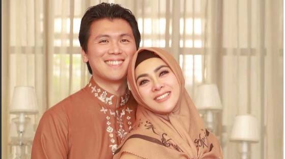 Artis cantik menikahi pengusaha tajir. (Foto: instagram)