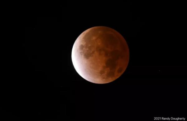 Gerhana Bulan Sebagian Randy