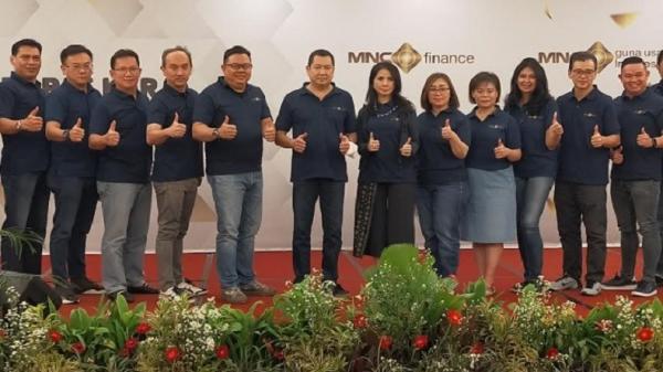 Ht Hut Mnc Finance 2 Putra MNC Finance dan MNC Guna Usaha Indonesia HUT ke-32 sekaligus menggelar Rakernas 2022 di Hotel Lido Lake Resort, Kabupaten Bogor, Sabtu (20/11/2021). (Putra Ramadhani).