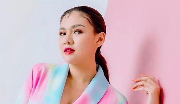 Vicky Shu usai menjalani diet Vicky Shu usai menjalani diet, turun 28 kilogram. (Foto: IG)