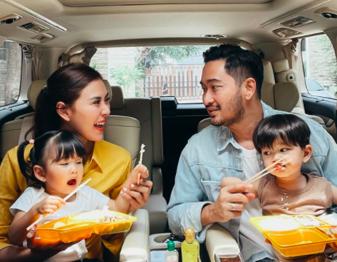Deretan artis cantik menikah dengan pemain band. (Foto: Instagram)