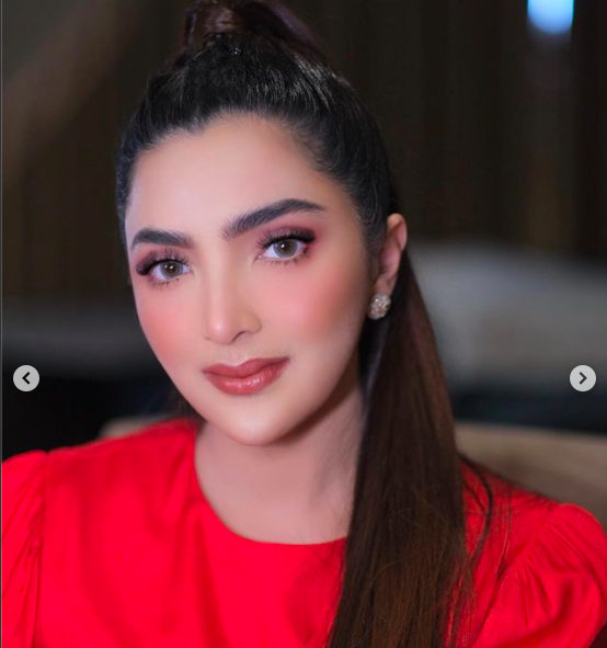 Screen Shot 2021 12 01 At 09 38 05 Deretan artis cantik keturunan Arab yang selalu tampil memikat. (Foto: Instagram)