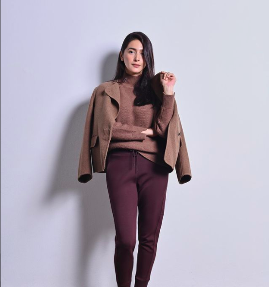 Screen Shot 2021 12 01 At 09 39 00 Deretan artis cantik keturunan Arab yang selalu tampil memikat. (Foto: Instagram)