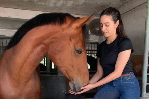Nabila Syakieb Artis punya kuda super mahal. (Foto: instagram)