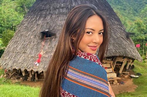 Artis cantik mengalami KDRT, Aurelie Moeremans.