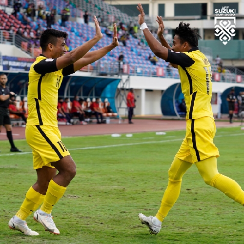 Malaysia vs Laos Malaysia membantai Loas dengan skor 4-0 di babak penyisihan Grup B Piala AFF 2020. Striker Malaysia Safawi Rasid mencetak hattrick. (foto: Twitter/AFFSuzukicup)