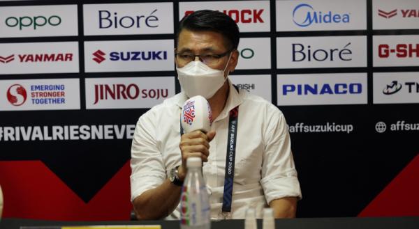 Pelatih Timnas Malaysia Tan Cheng Hoe berkomentar usai timnya dibantai Vietnam 0-3 pada laga lanjutan Grup B Piala AFF 2020, Minggu (13/12/2021) malam WIB. (Foto: Piala AFF)