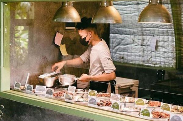 Legit Dapur Legit Dapur dan Kebun menjadi salah satu pilihan tempat makan di Condongcatur, Sleman