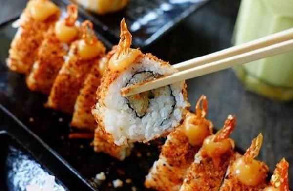 Sushi Story Sushi Story' menjadi salah satu tempat makan di Condongcatur, Sleman yang diburu konsumen. (foto: IG/Sushi Story)
