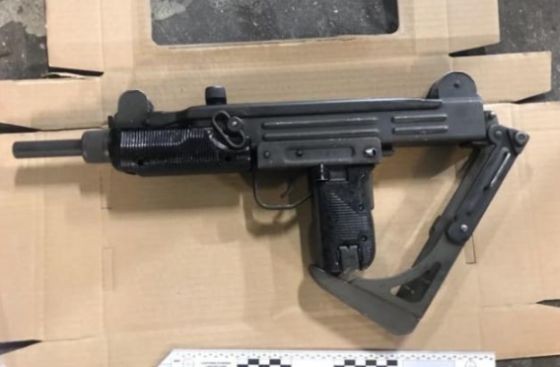 Senjata Api Uzi 5 Metropolitan Police