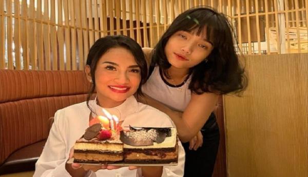 21vanessa Dan Fuji Artis Kehilangan Saudara Kandung. (Foto: Instagram)