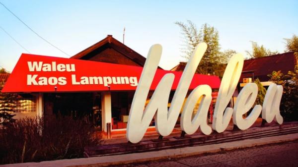 Tempat oleh-oleh di Bandar Lampung Waleu Kaos Lampung (Google/DokumenWaleu Kaos Lampung)