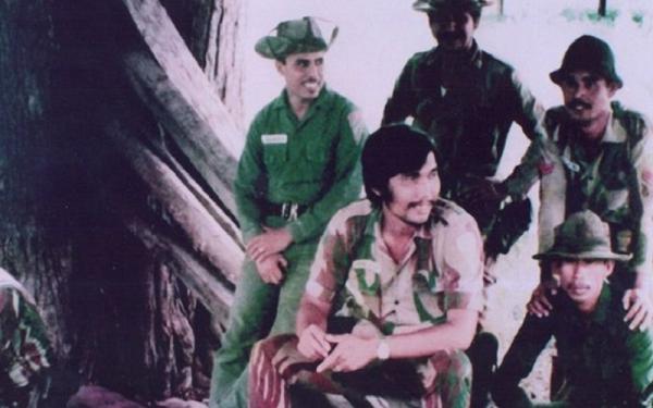 Luhut Binsar Pandjaitan semasa menjadi perwira Kopassandha (Kopassus) dan terlibat dalam Operasi Seroja di Timor Timur pada Desember 1975. (Foto: Facebook/Luhut Binsar Pandjaitan).