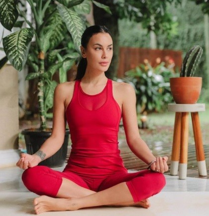 Sophia Latjuba, artis hobi yoga. (Foto: IG)