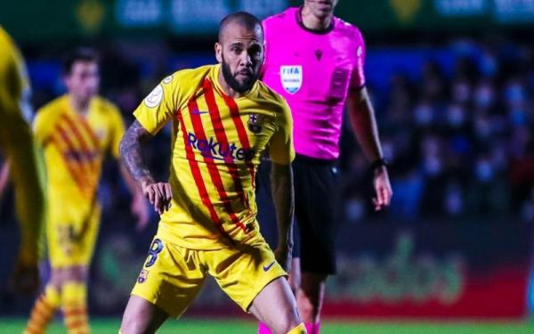 Bek Barcelona, Dani Alves. (Foto: Twitter/@FCBarcelona)