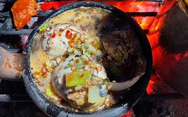 Balut atau embrio bebek dari Filipina Balut atau embrio bebek dari Filipina. (Foto: Instagram jhie19)