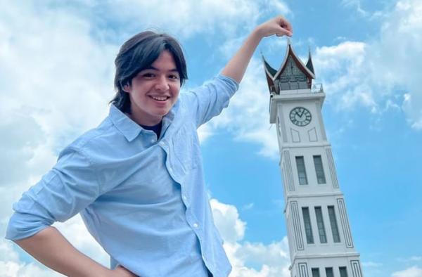 Angga Yunanda ig Artis pria paling tampan di Indonesia yang selalu jadi idola wanita, Angga Yunanda.