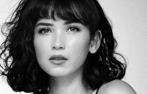 Artis Indonesia pencinta anime, Dinda Kanya Dewi. (Foto: IG)
