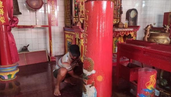 Kelenteng Kong Fuk Miau2 Kelenteng Kong Fuk Miau Muntok di Kabupaten Bangka Barat melakukan persiapan jelang Hari Raya Imlek. (Foto: iNews/Rizki Ramadhani).