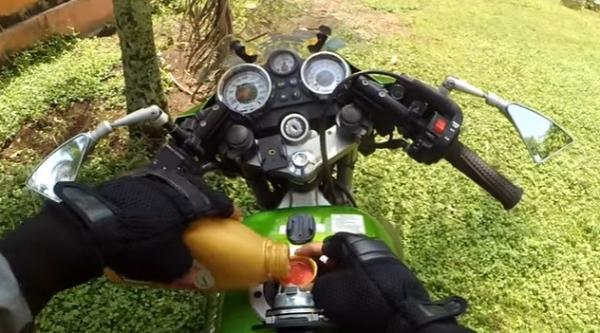 Kawasaki Ninja RR 1