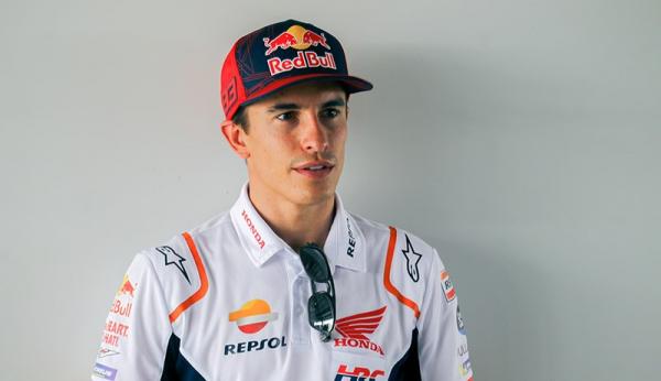Gubernur Nusa Tenggara Barat Zulkiflimansyah dengan Marc Marquez (Foto: Instagram/Bang Zul)