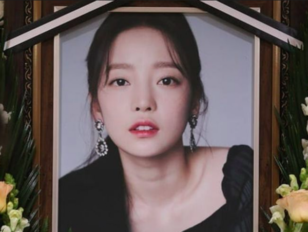 Screen Shot 2022 02 11 At 08 01 35 Artis Korea mengalami depresi dan mengakhiri hidup mereka dengan bunuh diri. (Foto: Instagram)