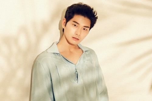 Lee Ye Kung, artis Korea yang kaya raya sejak lahir. (Foto: Soompi)