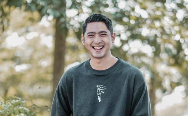 Arya Saloka ignya Arya Saloka, artis Indonesia berdarah Bali. (Foto: IG)