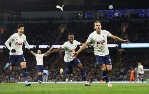 Tottenham Hotspur menang 3-2 atas Manchester City pada pekan ke-26 Liga Inggris di Etihad Stadium, Minggu (20/2/2022) dini hari WIB. (Foto:  REUTERS/Russell Cheyne)