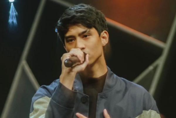 Devano Danendra Gaya anak artis Indonesia saat pacaran bikin baper, Devano Danendra.