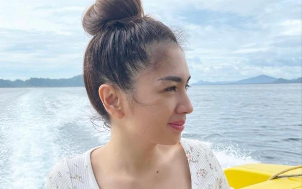 Angel Karamoy artis Artis janda cantik bagaikan ABG, Angel Karamoy. (Foto: IG)
