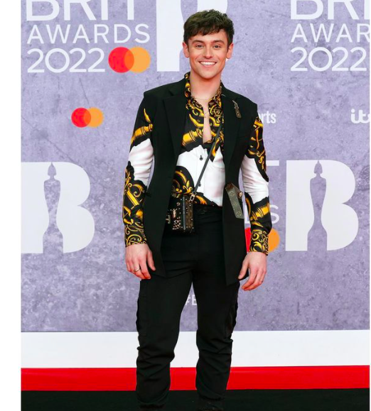 Screen Shot 2022 03 06 At 17 31 51 Artis Ganteng Menikah Sesama Pria. (Foto: instagram)