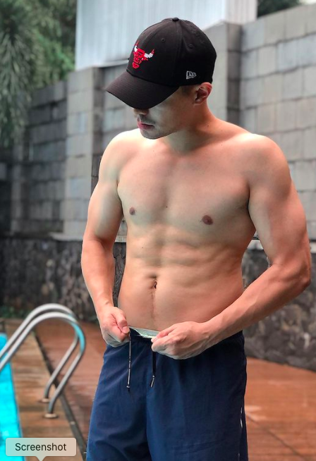 Screen Shot 2022 03 11 At 06 07 10 Artis Ganteng dengan Badan Berotot. (Foto: Instagram)