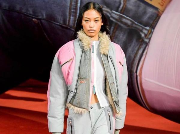 Nafa Salvana di catwalk Nafa Salvana di catwalk. (Foto: Twitter)