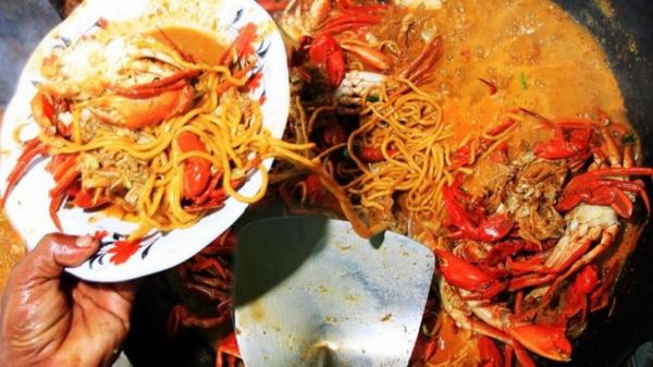 Makanan khas Aceh Mi aceh Makanan khas Aceh salah satunya yang populer Mi Aceh. (Foto: Antara)